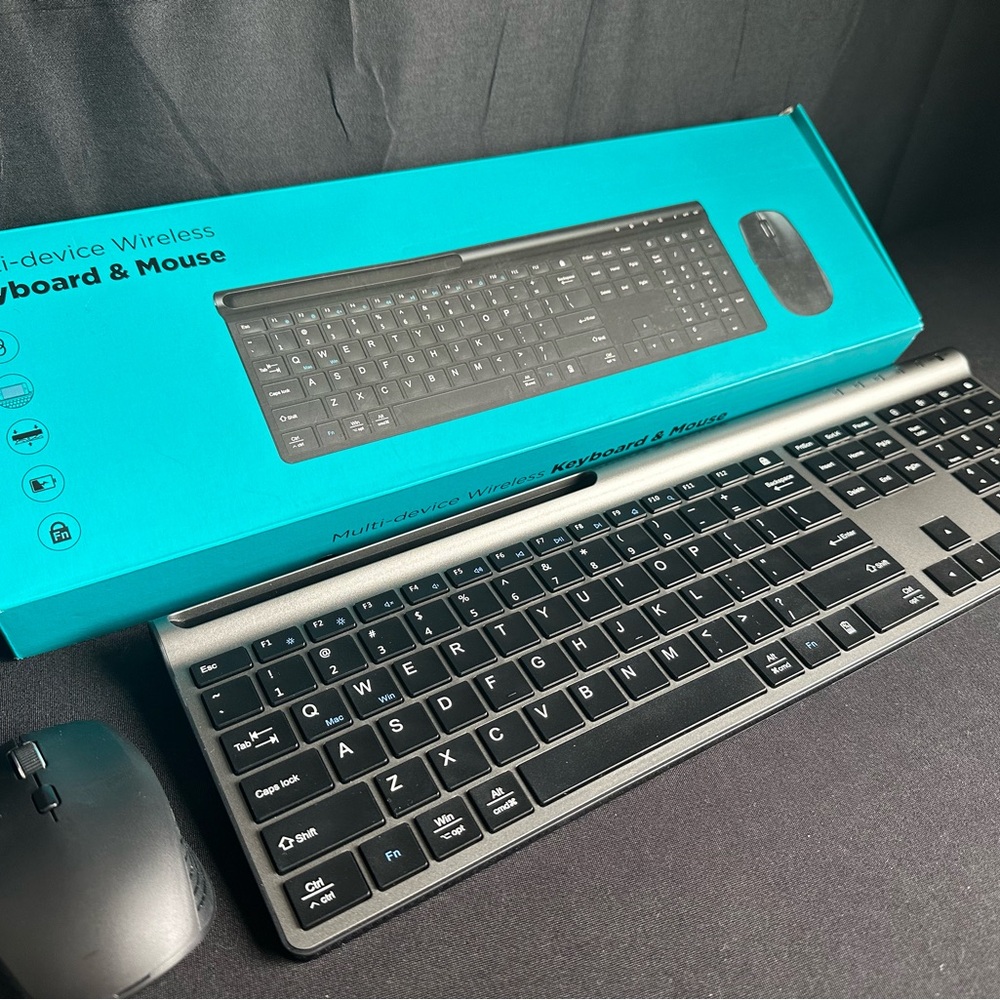 Wireless Keyboard and Mouse Set - Black